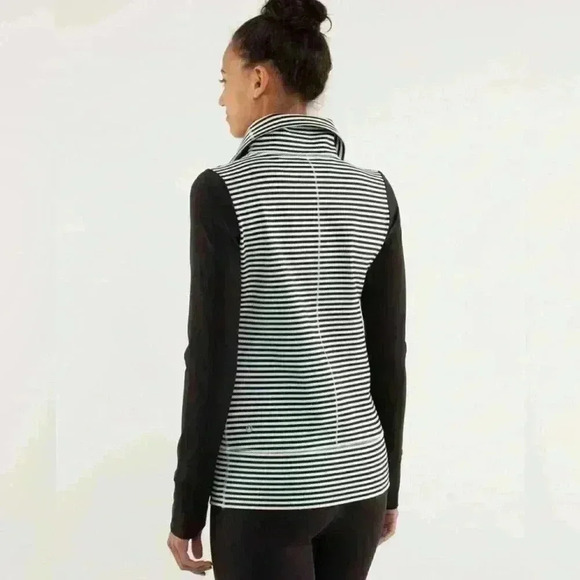 LULULEMON Daily Yoga Jacket Classic Stripe Mint Moment Black / Black Sz. 6 - Picture 3 of 16